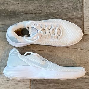 Nike | Lunarconverge Women’s Running Shoes